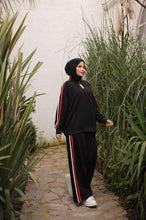 Charger l'image dans la galerie, Casual Tracksuit - Black &amp; Red
