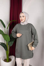 Load image into Gallery viewer, Embroidered Elegant Tunic
