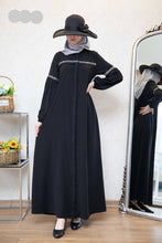 Load image into Gallery viewer, Elegant Abaya with rhinstones
