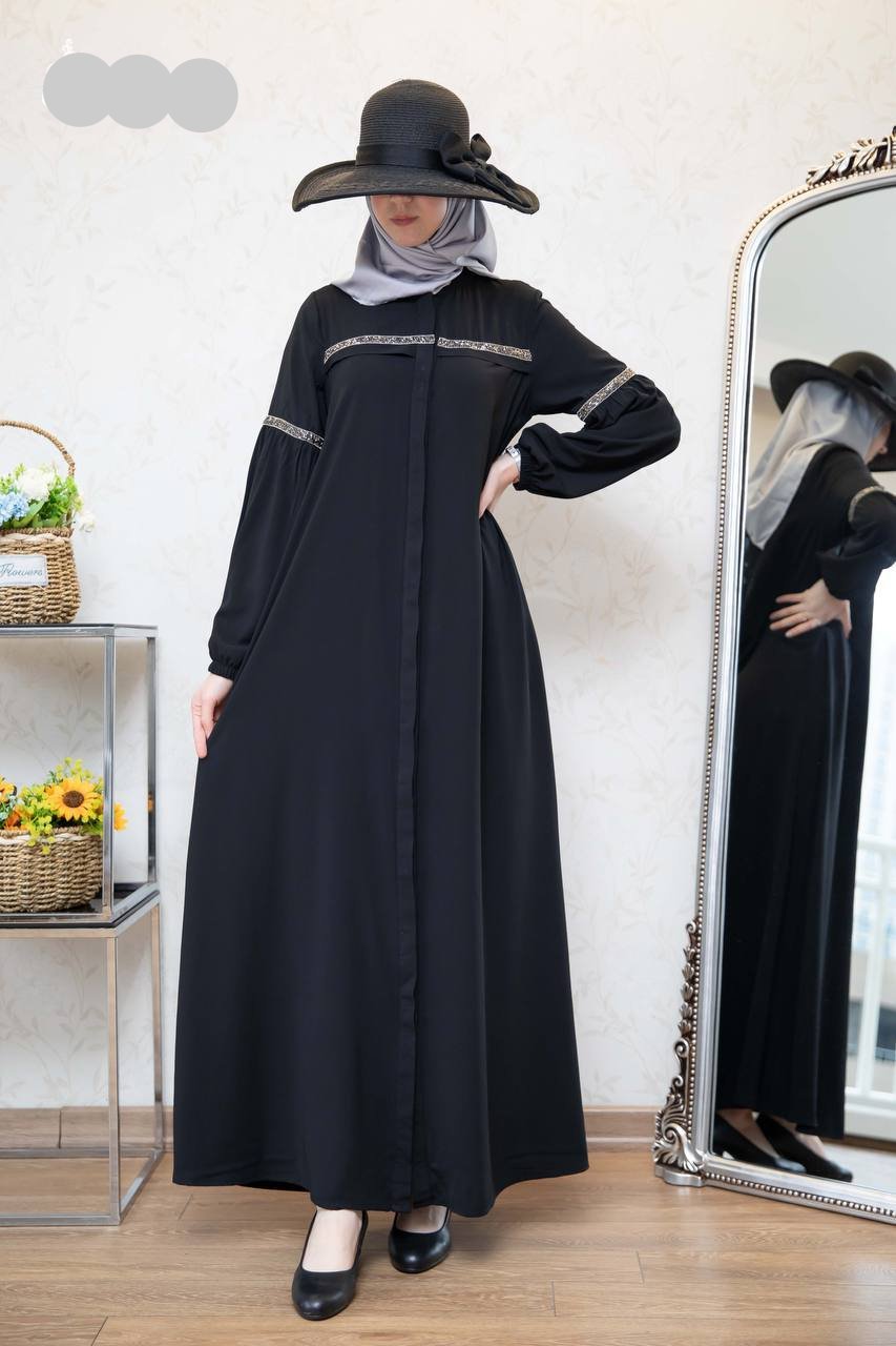 Elegant Abaya with rhinstones