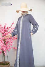 Load image into Gallery viewer, Elegant Embroidered Abaya
