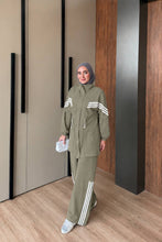 Load image into Gallery viewer, Casual Tracksuit
