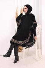 Charger l'image dans la galerie, Hooded Wool Poncho
