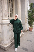 Load image into Gallery viewer, Casual Tracksuit - Dark Green
