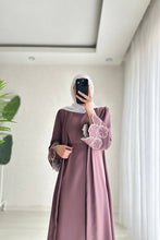 Load image into Gallery viewer, Embroidered Abaya
